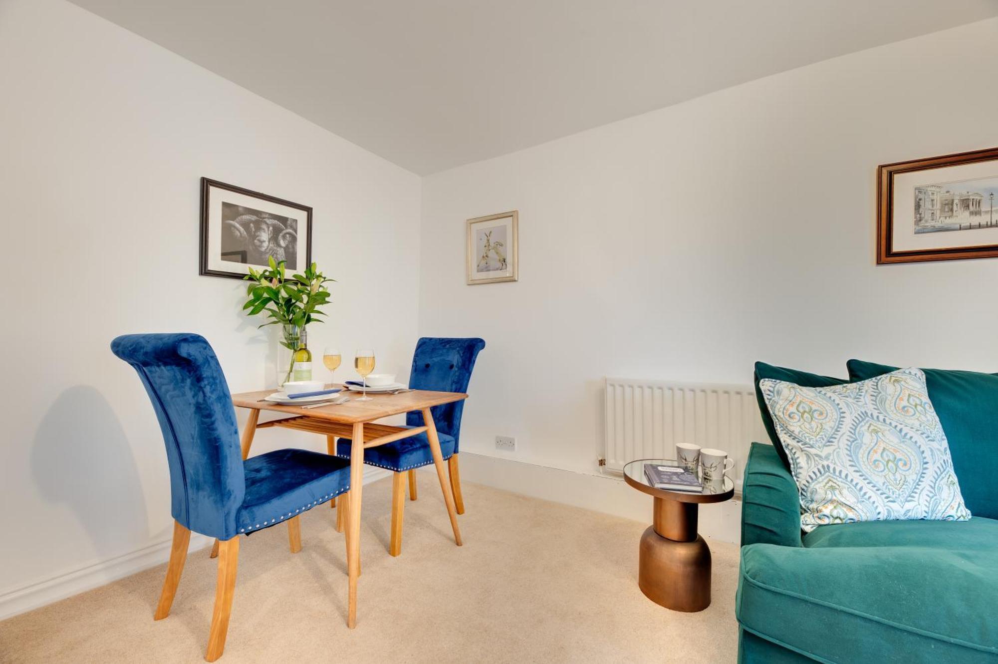 Lionsgate View - Luxury Apartment Opposite Alnwick Castle Exterior photo
